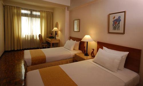 Kl Plaza Suites Куала-Лумпур Номер фото